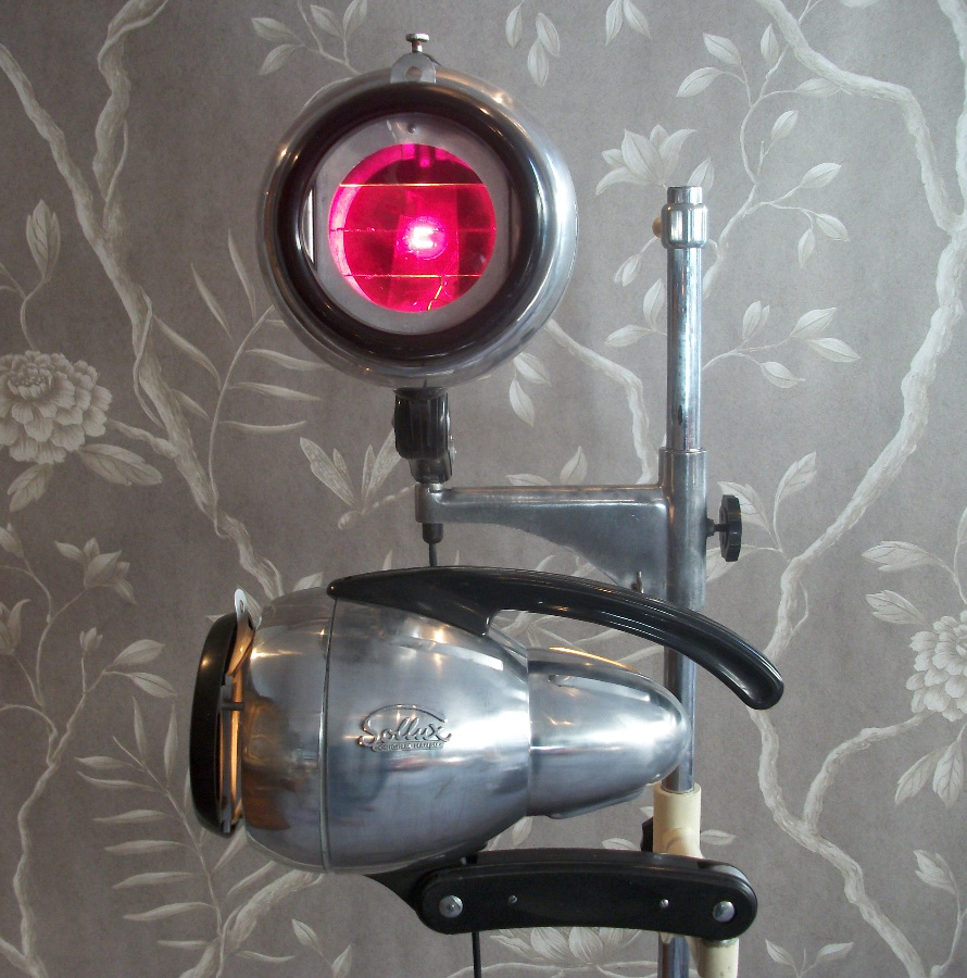 medical Sollux Hanau original Bauhaus Era light